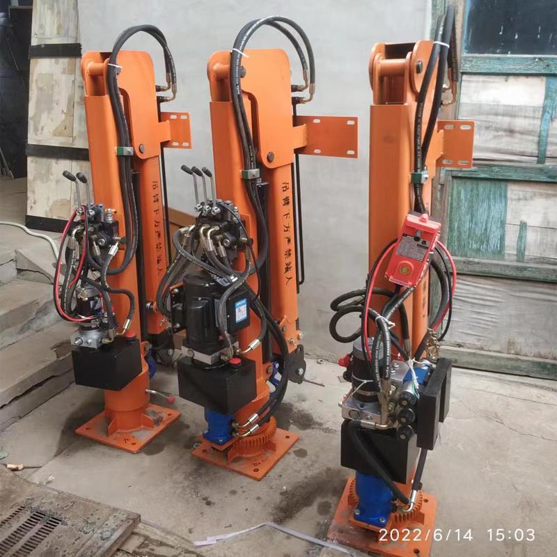 元长乡重汽蓝牌随车吊 3.2吨 国六动力强 液压驱动 农用自卸起重机